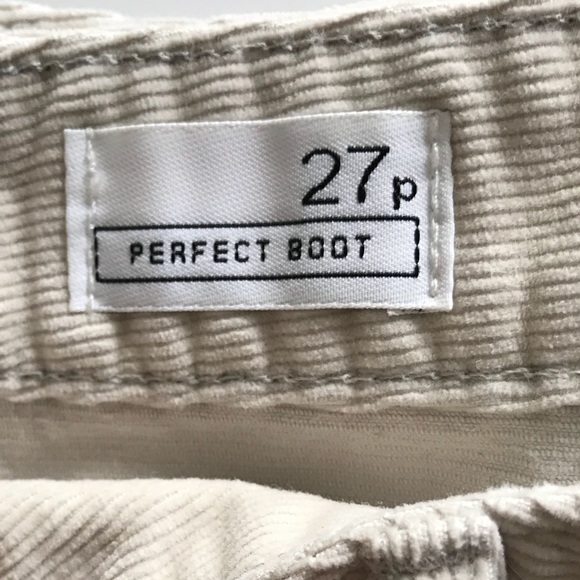 GAP corduroy perfect boot cut cream/off white - Picture 2 of 3